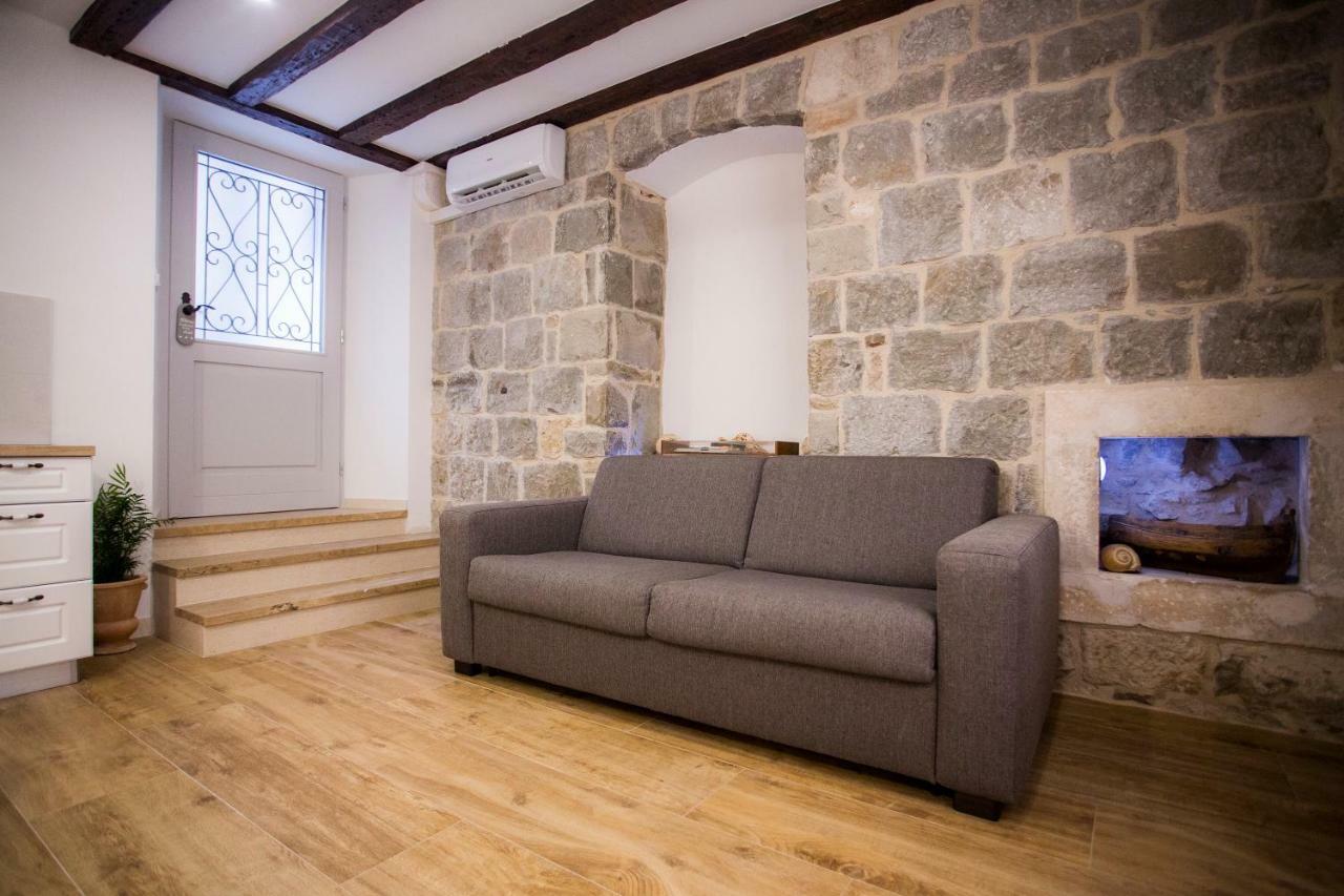 Studio Apartman Ana Split Exterior foto